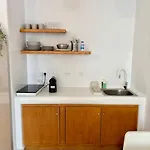 Elenitas Flat, Steps To The Windmills & Fabrika Mykonos Town